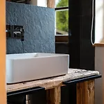 Viol Apartmán *
