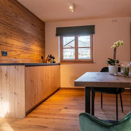 Apartment Viol *