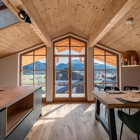 Viol Apartment