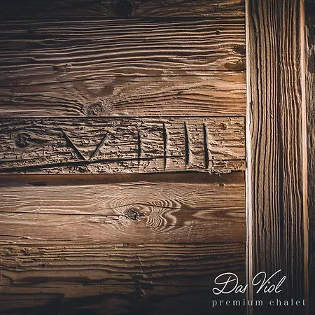 Viol Apartment *